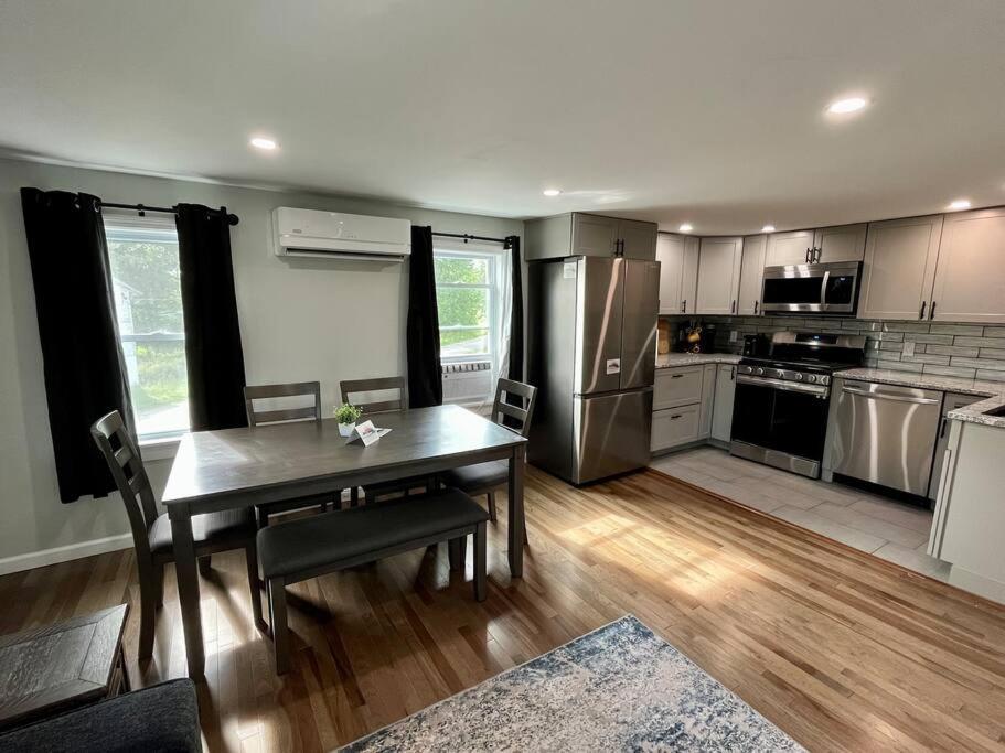 2 Bed Berkshire Getaway @ Stephentown Hotel 외부 사진